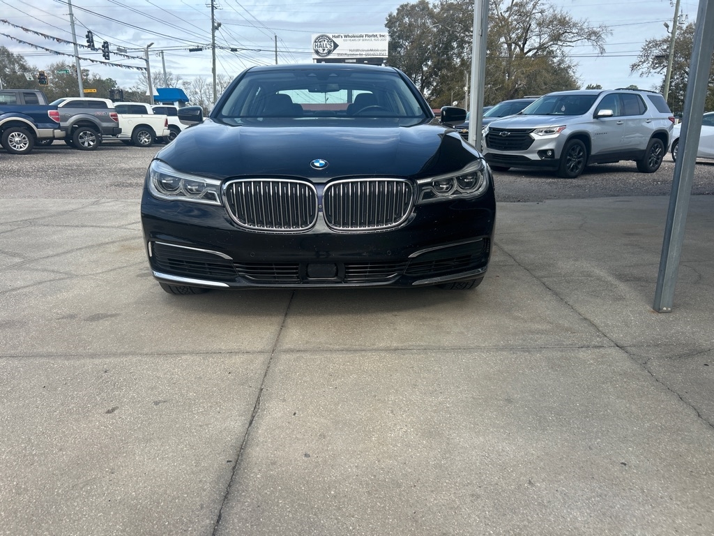BMW 7 Series 750i xDrive Sedan 2019
