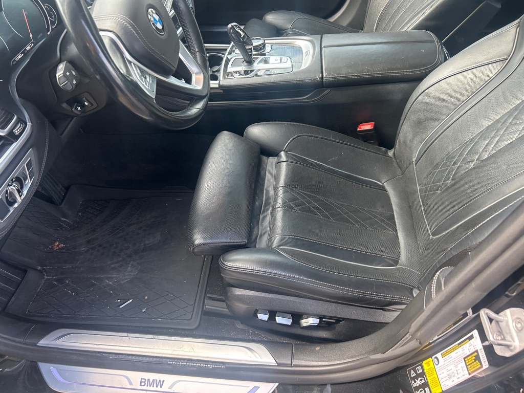 BMW 7 Series 750i xDrive Sedan 2019