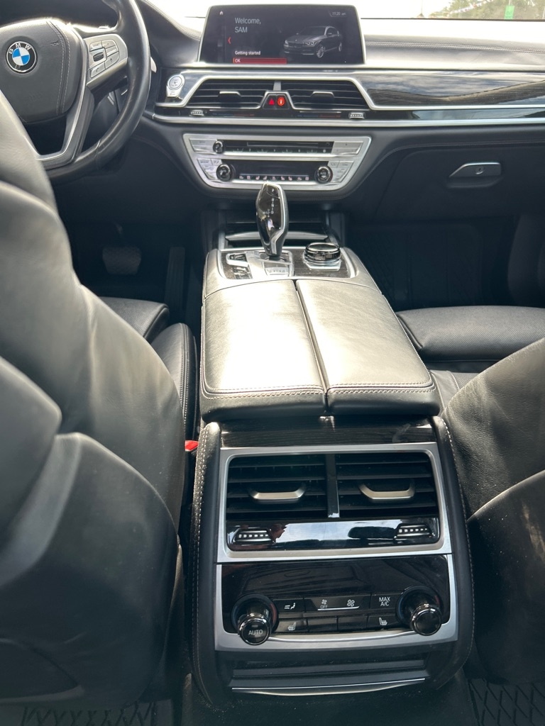 BMW 7 Series 750i xDrive Sedan 2019