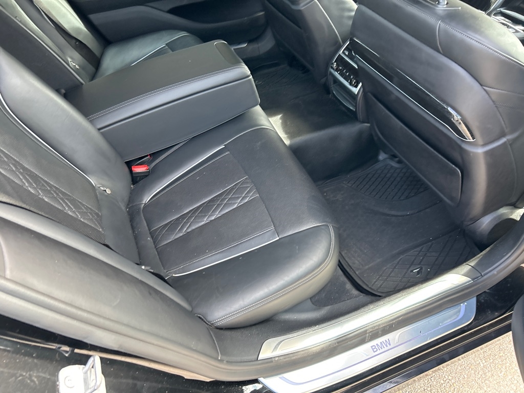 BMW 7 Series 750i xDrive Sedan 2019