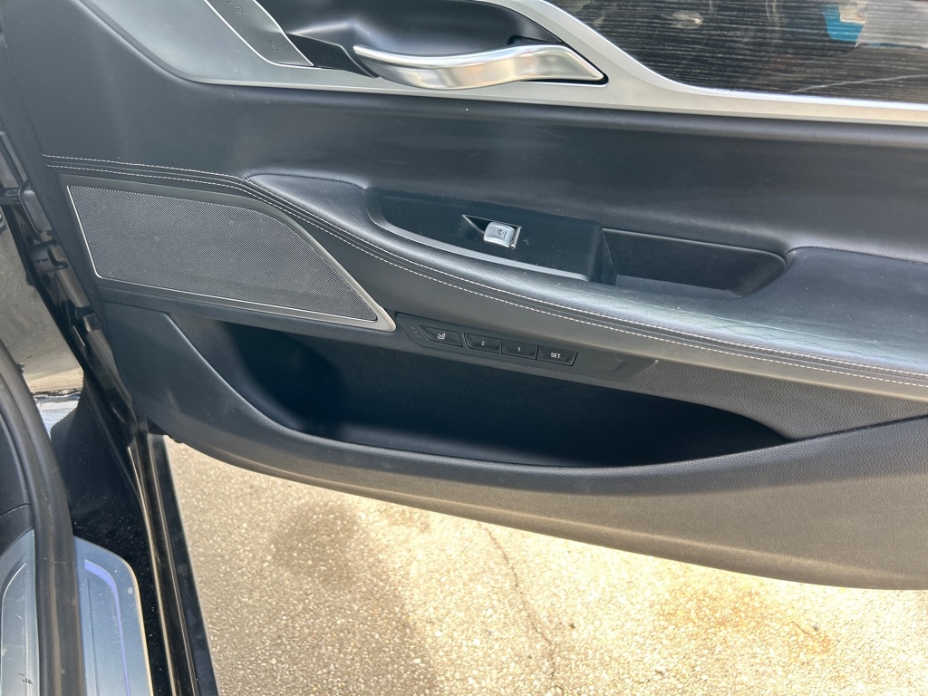BMW 7 Series 750i xDrive Sedan 2019
