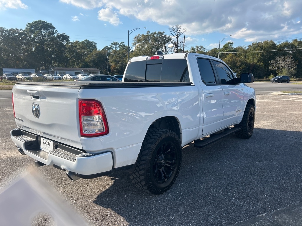 RAM 1500 Big Horn 4x2 Quad Cab 6'4" Box 2021