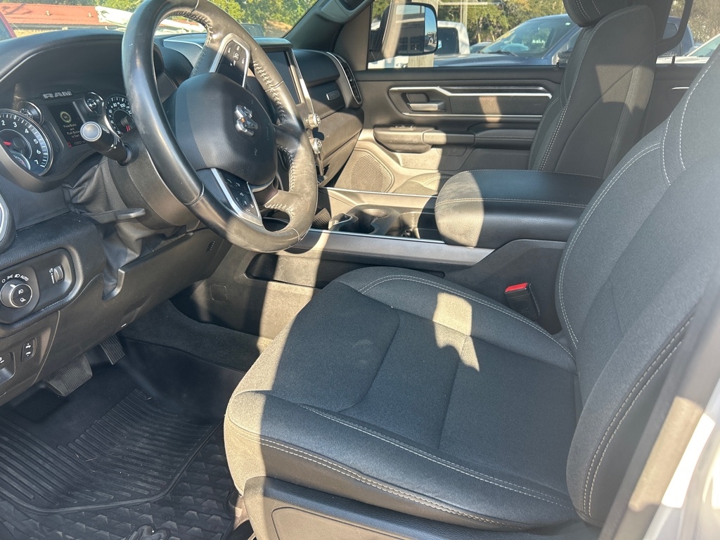 RAM 1500 Big Horn 4x2 Quad Cab 6'4" Box 2021