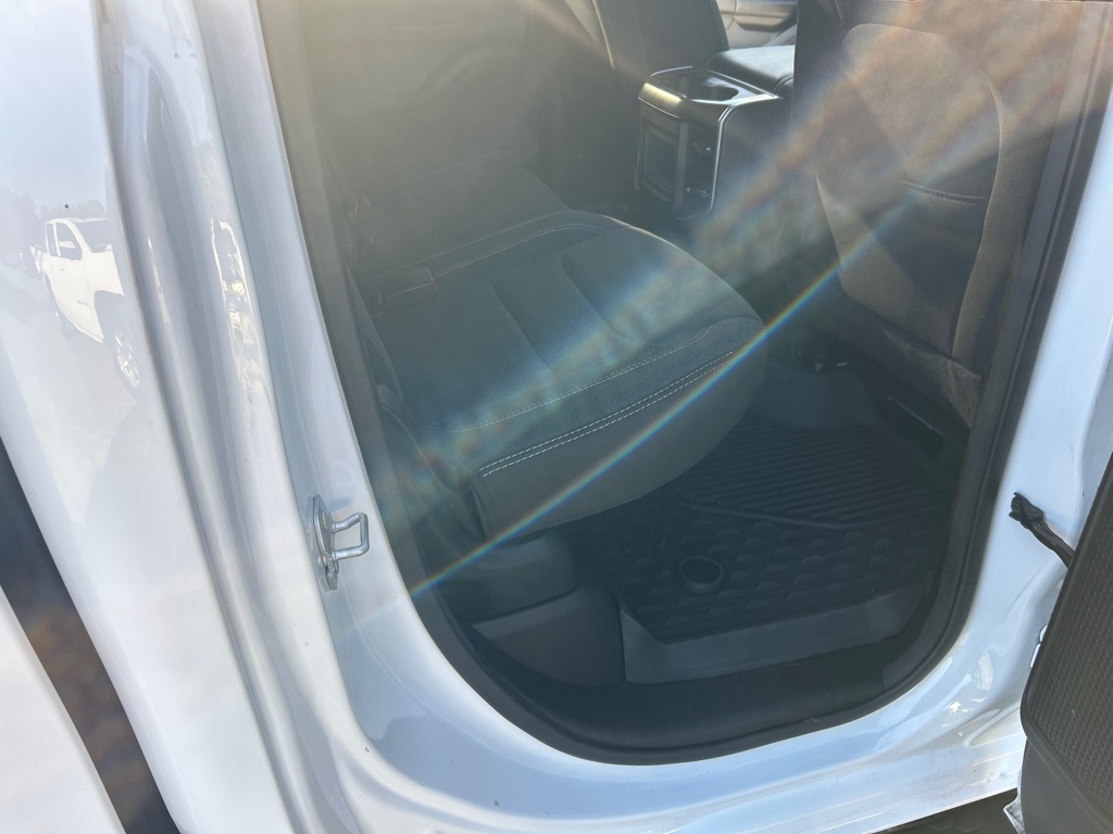 RAM 1500 Big Horn 4x2 Quad Cab 6'4" Box 2021