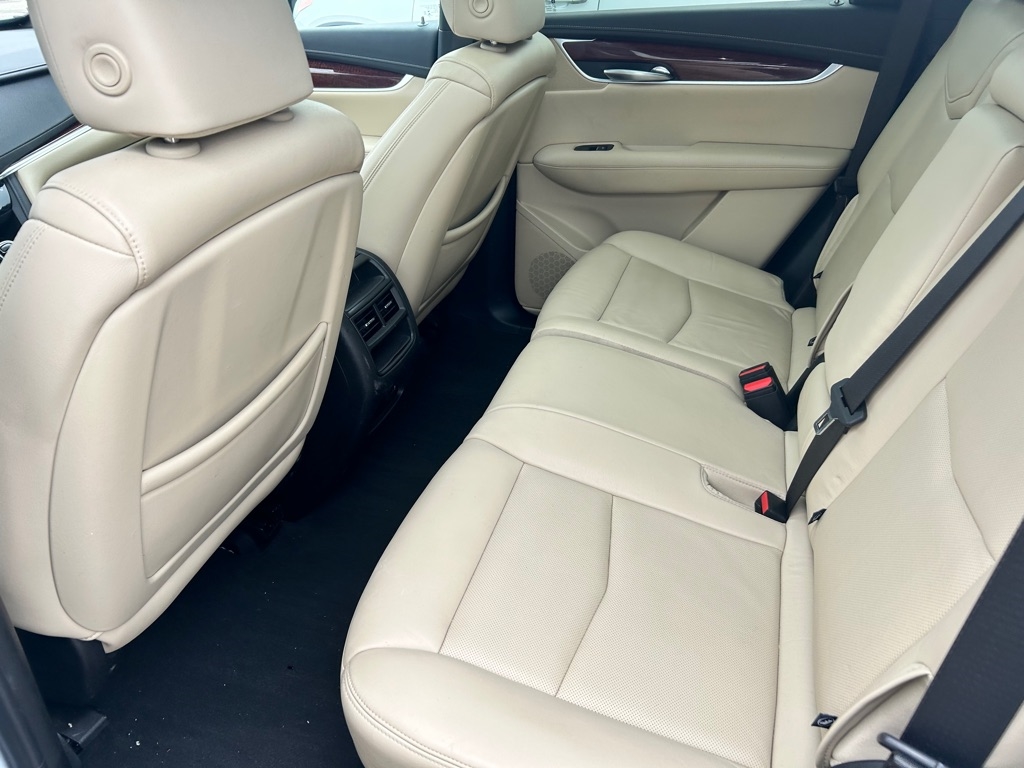 Cadillac XT5 FWD 4dr Luxury 2019