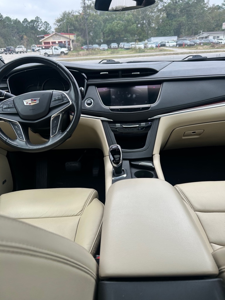 Cadillac XT5 FWD 4dr Luxury 2019