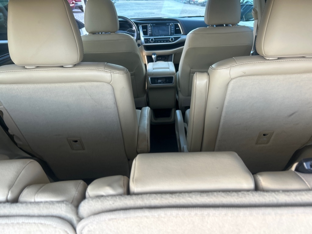 Toyota Highlander XLE V6 AWD (Natl) 2019