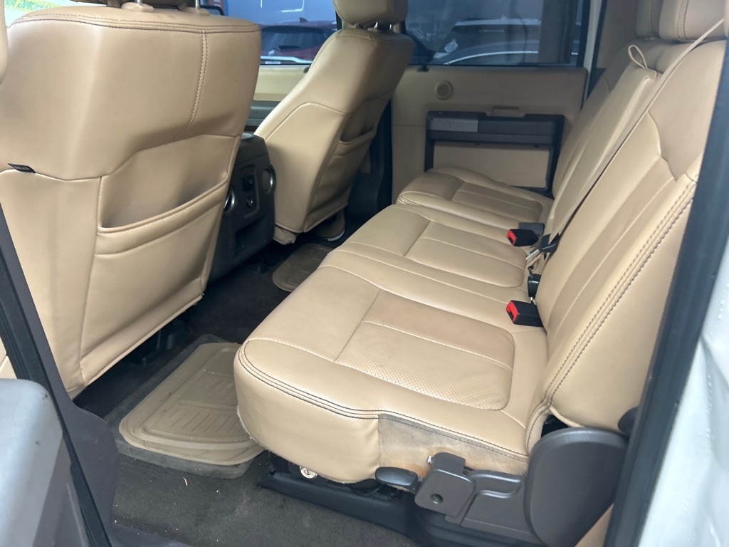 Ford Super Duty F-250 SRW 4WD Crew Cab 172" Platinum 2015