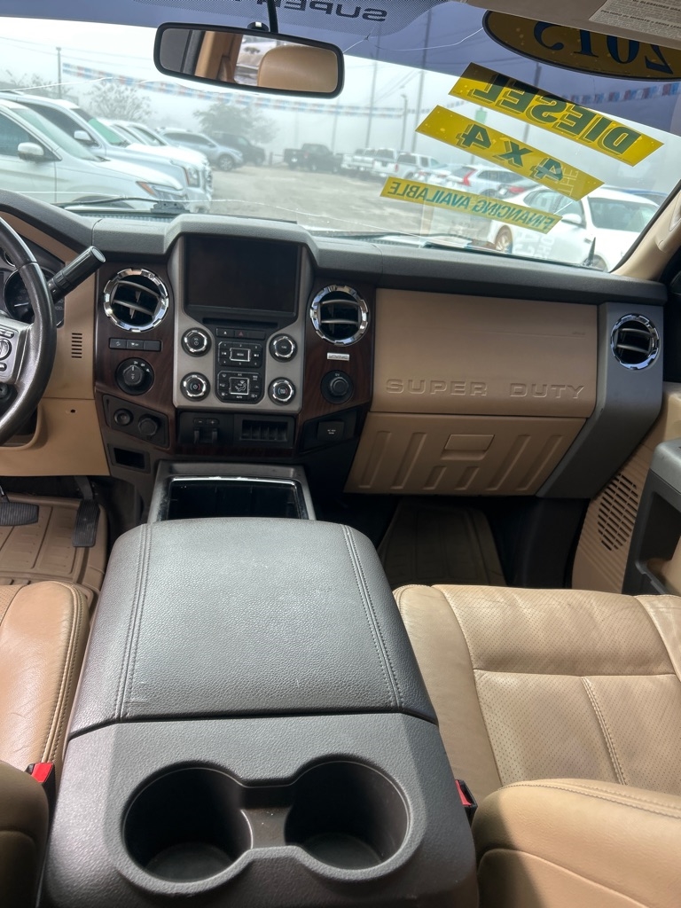 Ford Super Duty F-250 SRW 4WD Crew Cab 172" Platinum 2015