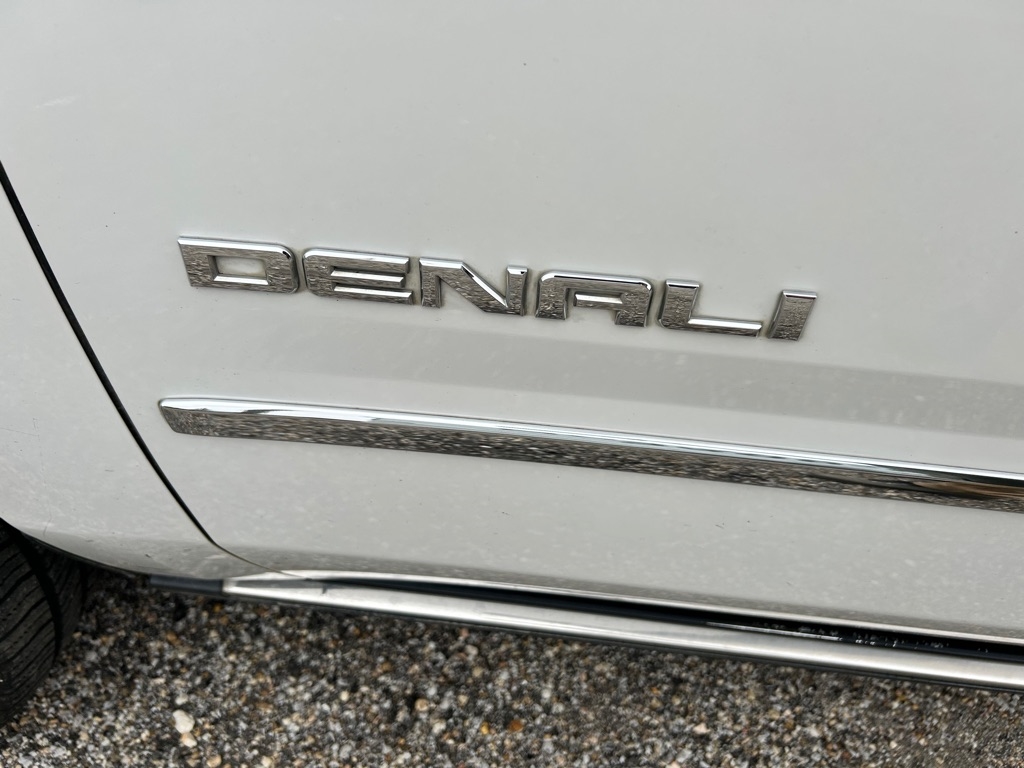 GMC Yukon 2WD 4dr Denali 2016