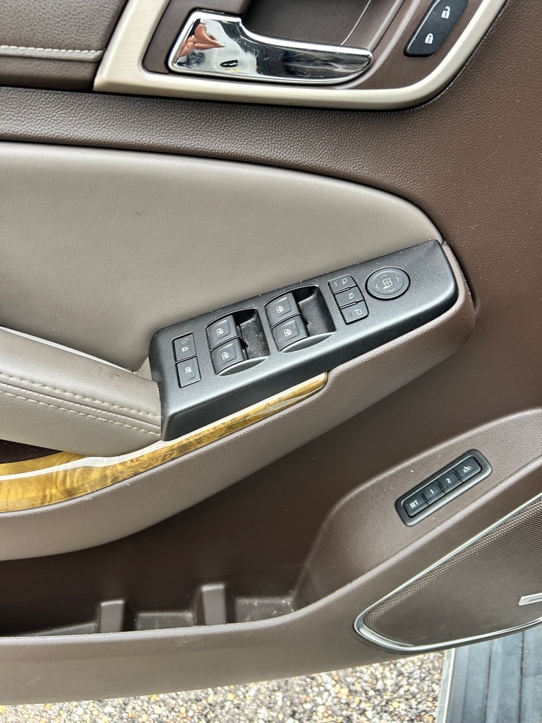 GMC Yukon 2WD 4dr Denali 2016