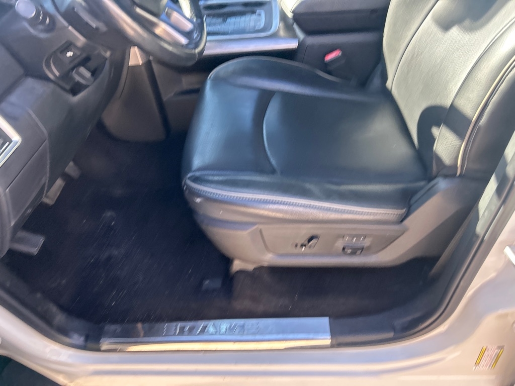 RAM 1500 Limited 4x2 Crew Cab 6'4" Box 2017