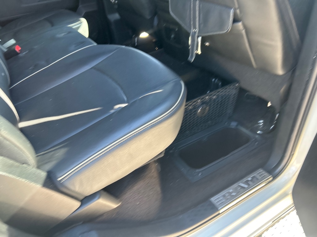 RAM 1500 Limited 4x2 Crew Cab 6'4" Box 2017