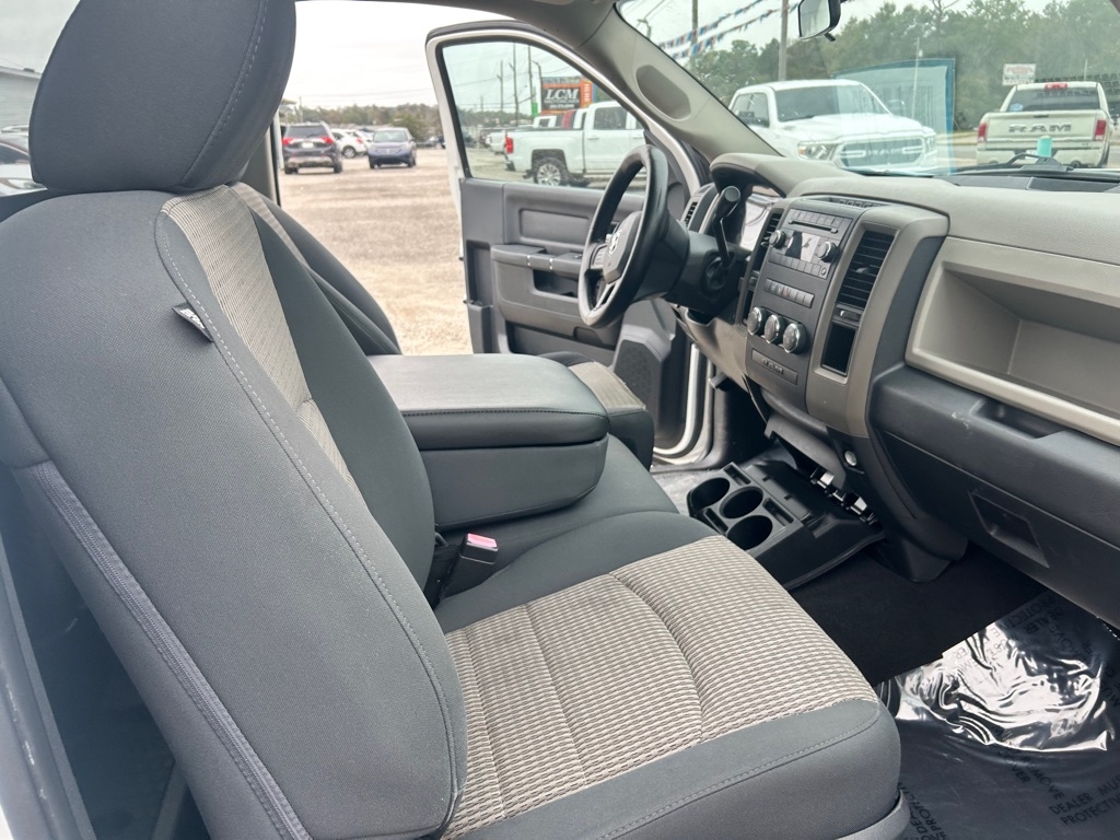 RAM 1500 2WD Reg Cab 120.5" Express 2012