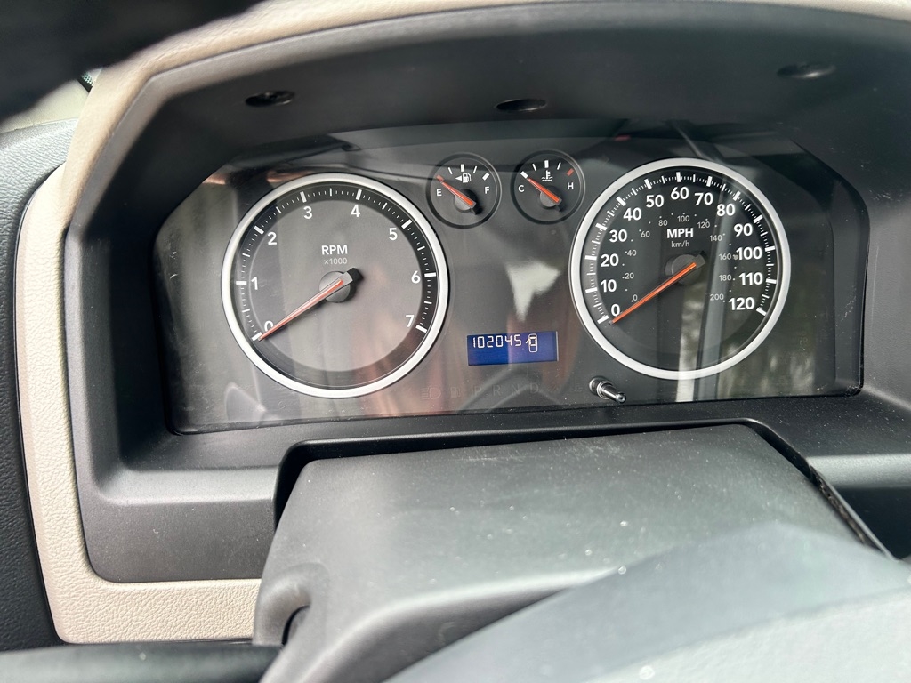 RAM 1500 2WD Reg Cab 120.5" Express 2012