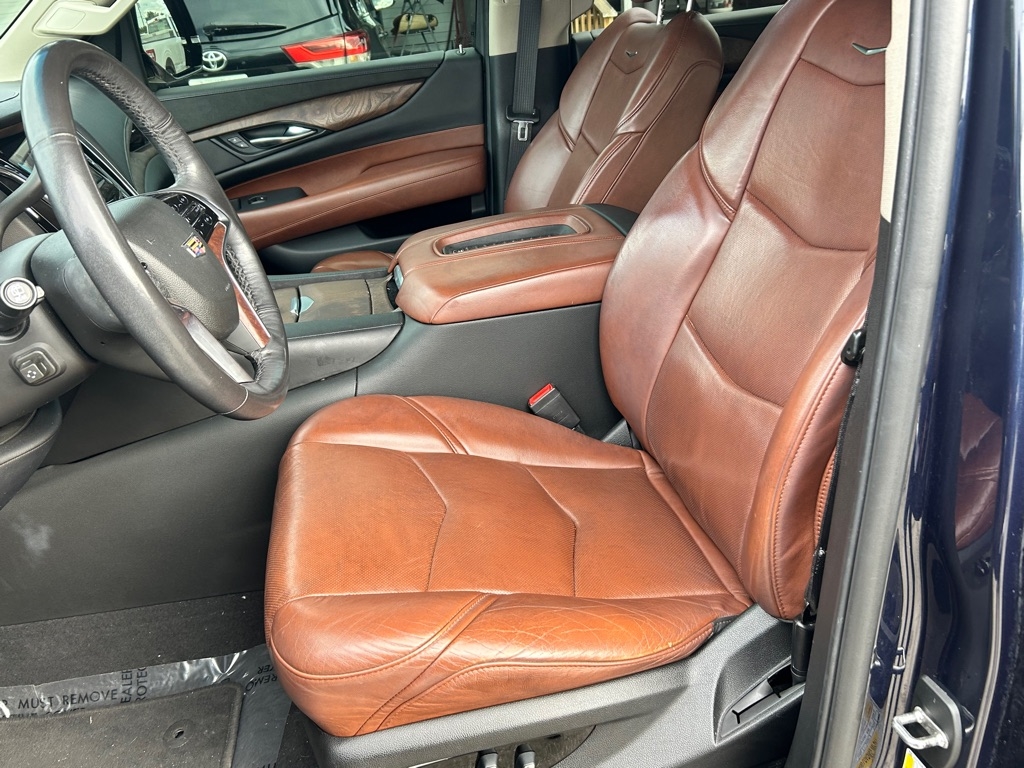 Cadillac Escalade ESV 2WD 4dr Premium Luxury 2019