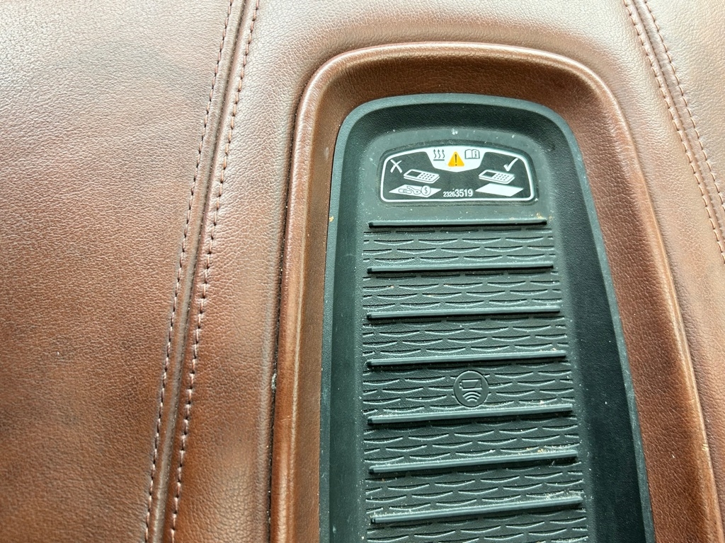 Cadillac Escalade ESV 2WD 4dr Premium Luxury 2019