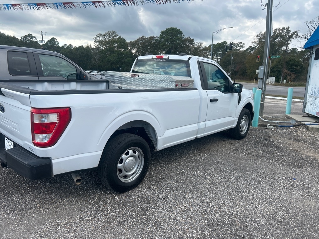 Ford F-150 XLT 2WD Reg Cab 8' Box 2021