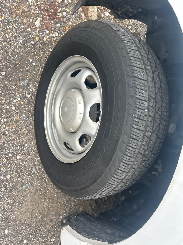 Ford F-150 XLT 2WD Reg Cab 8' Box 2021