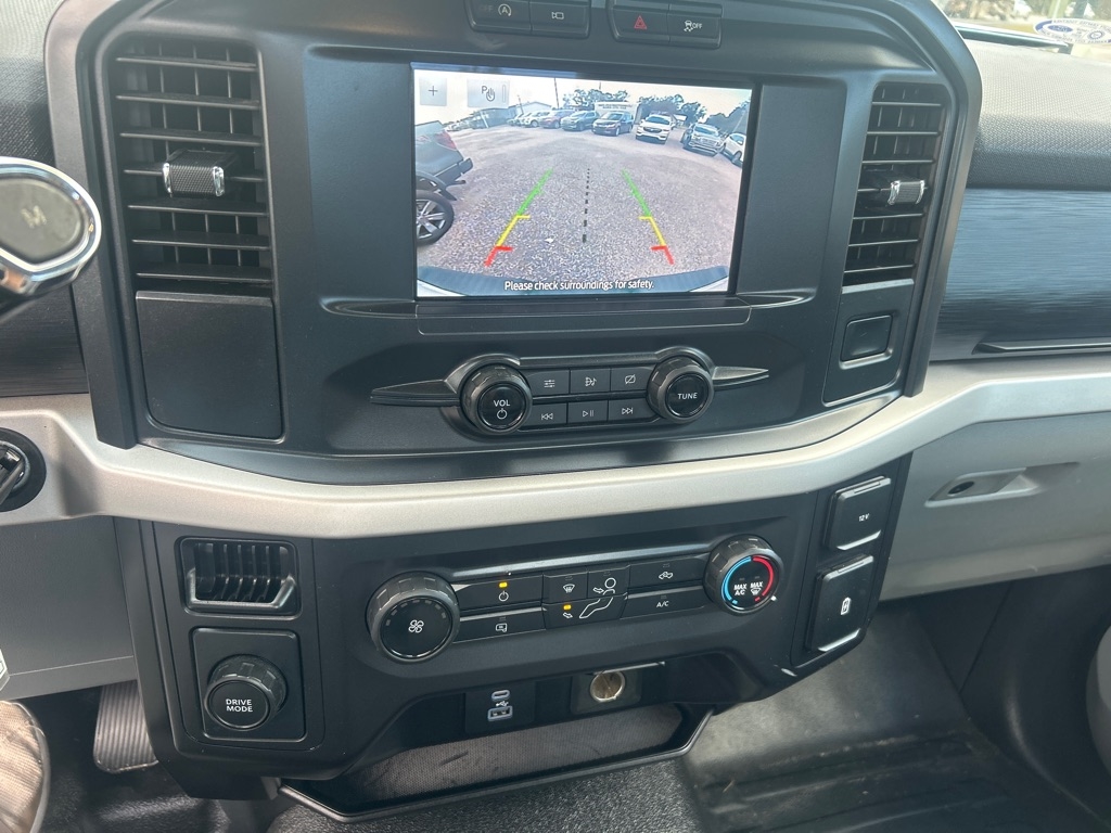 Ford F-150 XLT 2WD Reg Cab 8' Box 2021