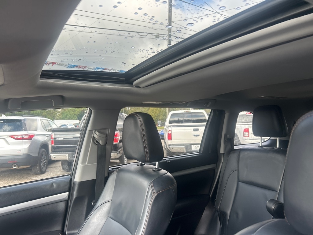 Toyota Highlander XLE V6 FWD (Natl) 2017