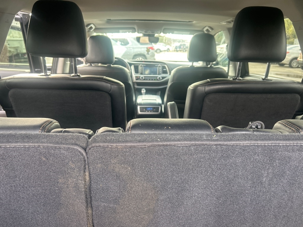 Toyota Highlander XLE V6 FWD (Natl) 2017