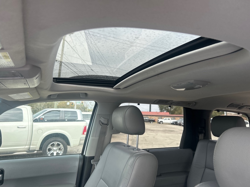 Toyota Sequoia RWD 5.7L Limited (Natl) 2016