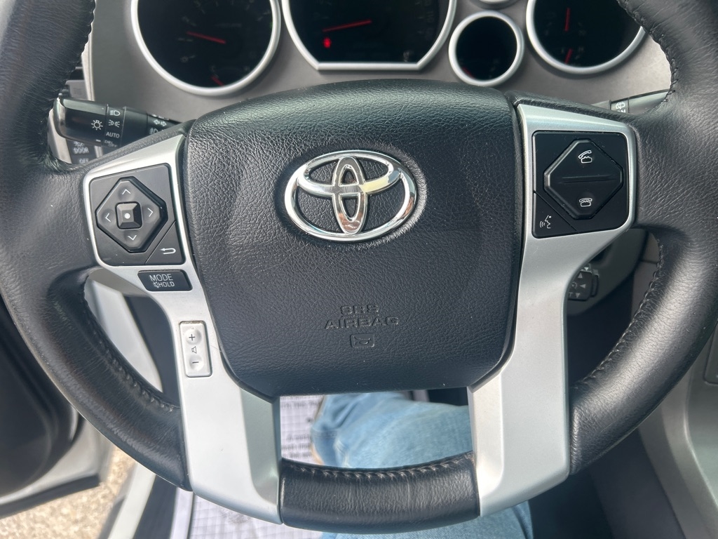 Toyota Sequoia RWD 5.7L Limited (Natl) 2016