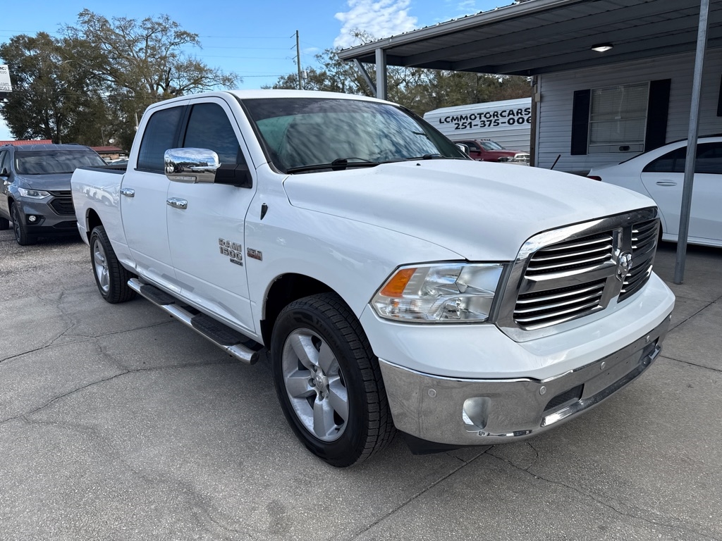 RAM 1500 Classic Big Horn 4x4 Crew Cab 6'4" Box 2019