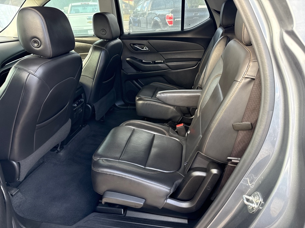 Chevrolet Traverse FWD 4dr RS 2021