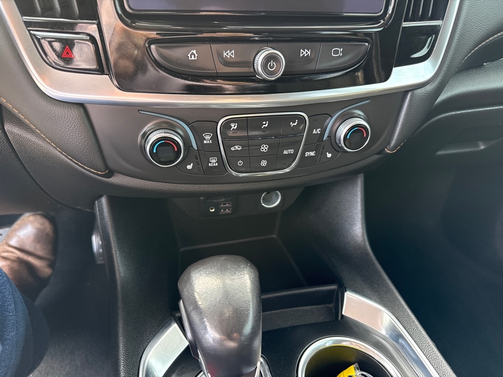 Chevrolet Traverse FWD 4dr RS 2021