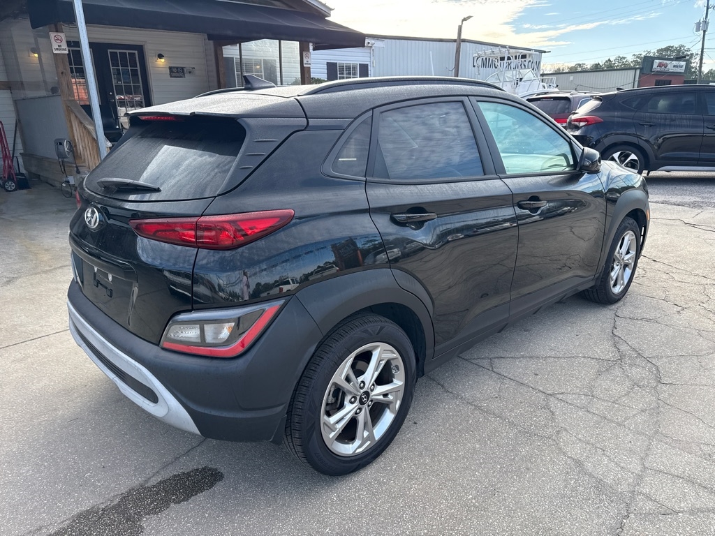 Hyundai Kona SEL Auto FWD 2022