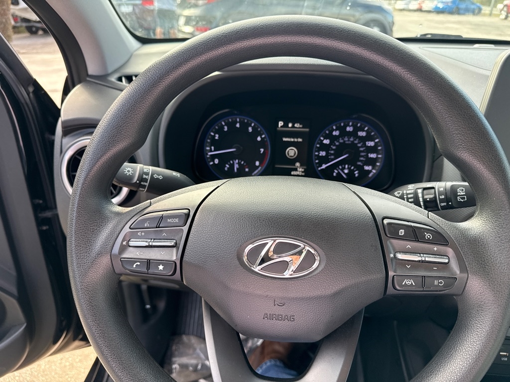 Hyundai Kona SEL Auto FWD 2022
