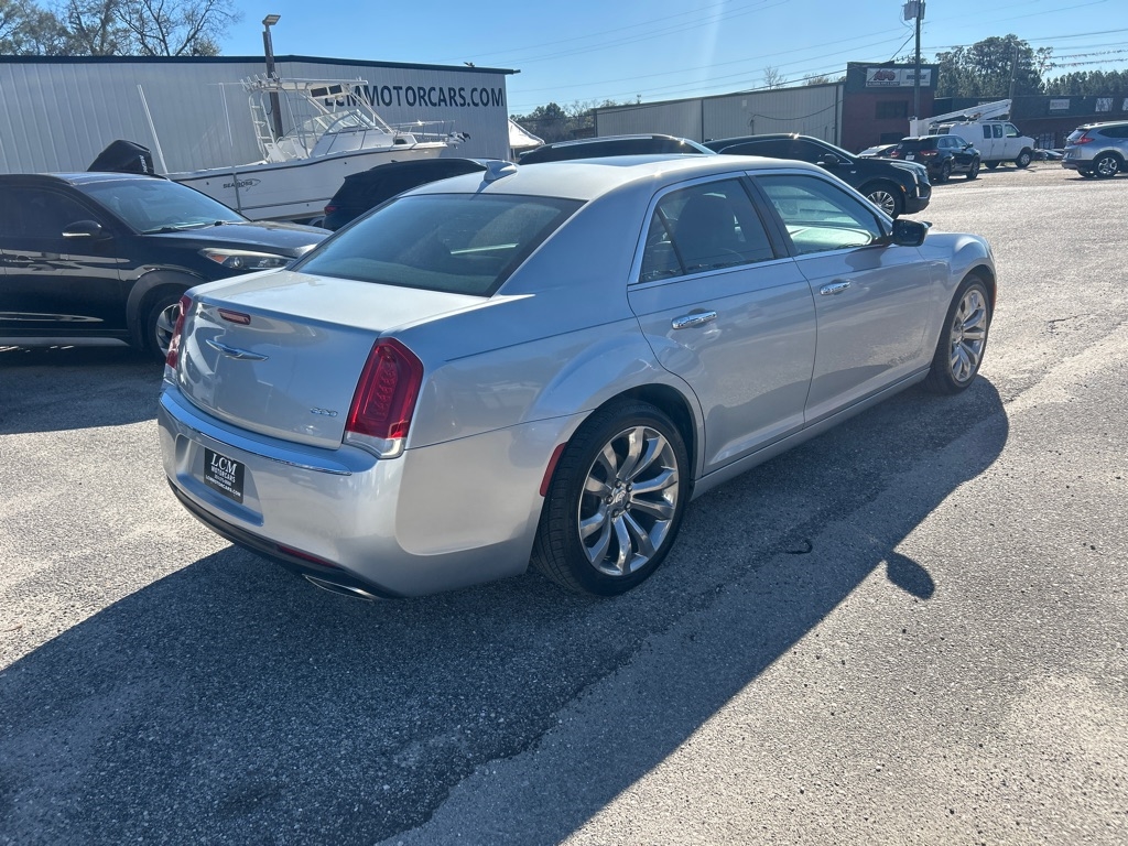 Chrysler 300 Limited RWD 2020