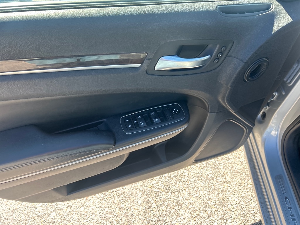 Chrysler 300 Limited RWD 2020