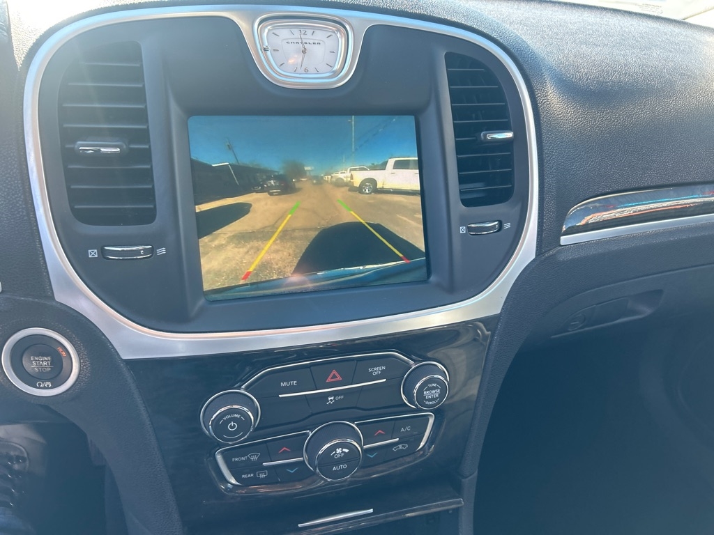 Chrysler 300 Limited RWD 2020