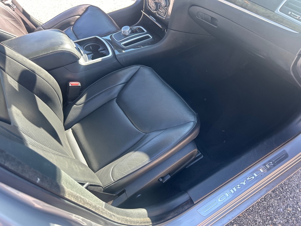 Chrysler 300 Limited RWD 2020