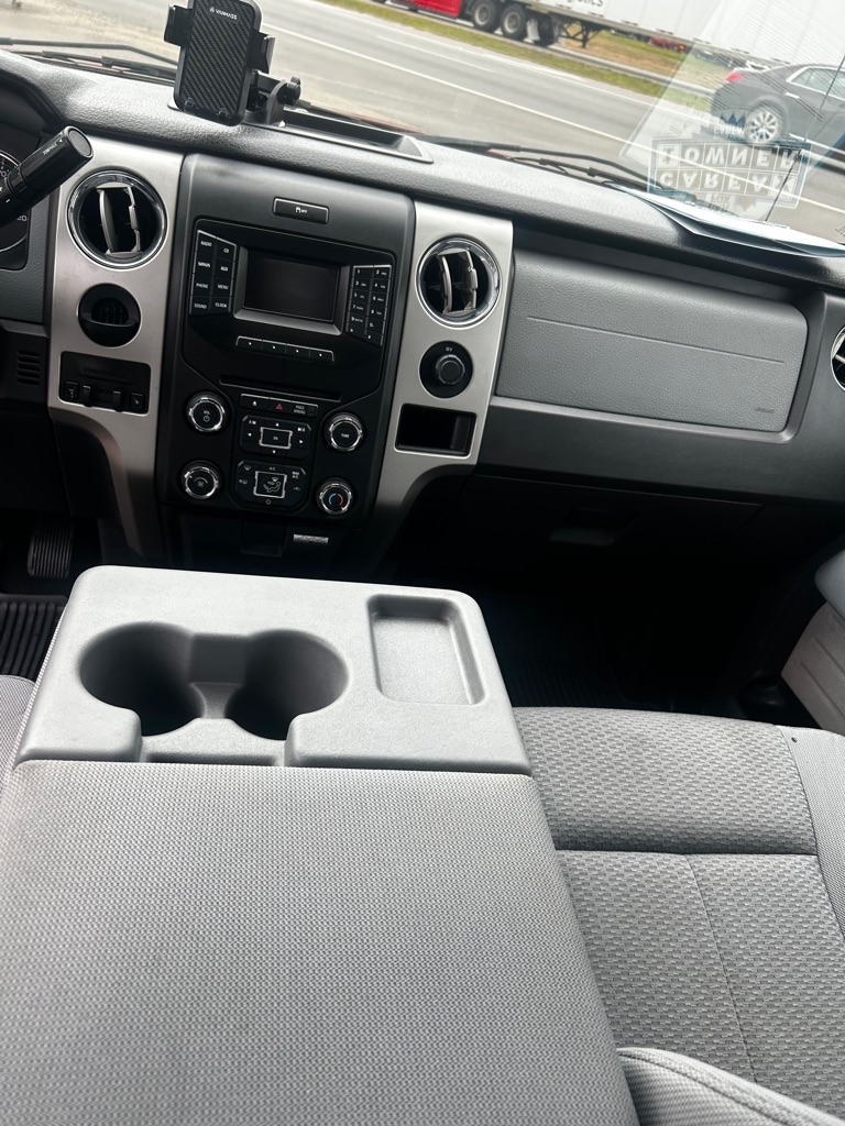 Ford F-150 2WD SuperCab 145" Lariat 2013