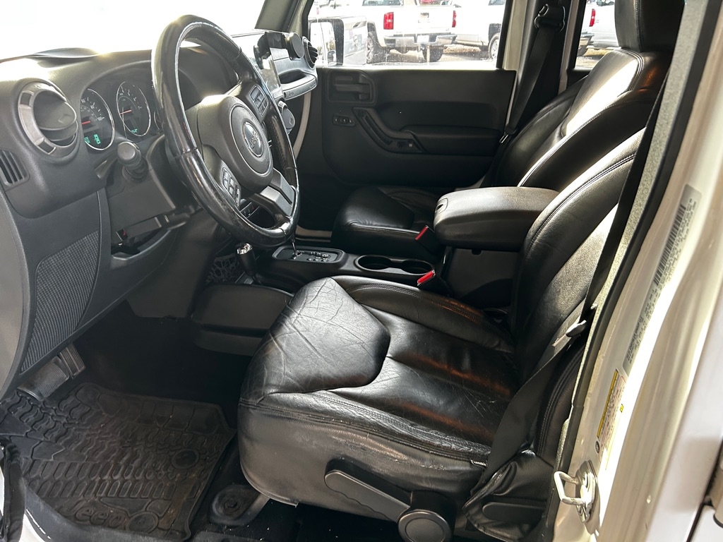 Jeep Wrangler Unlimited 4WD 4dr Sport 2015