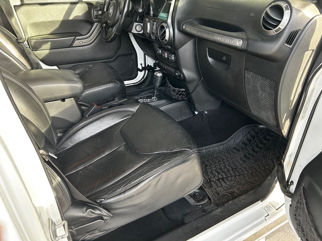 Jeep Wrangler Unlimited 4WD 4dr Sport 2015