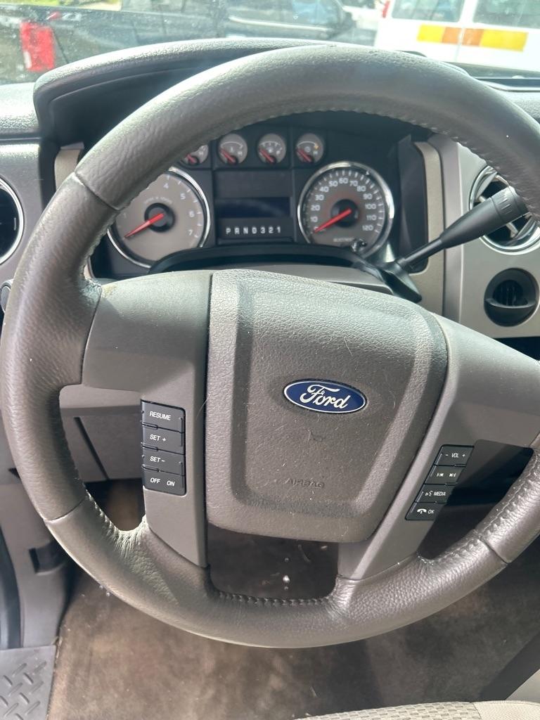 Ford F-150 2WD SuperCrew 145" FX2 Sport 2010