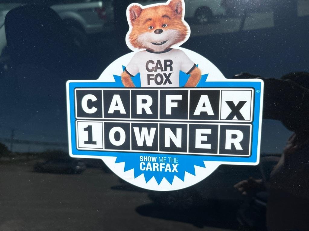 Toyota RAV4 LE FWD (Natl) 2018