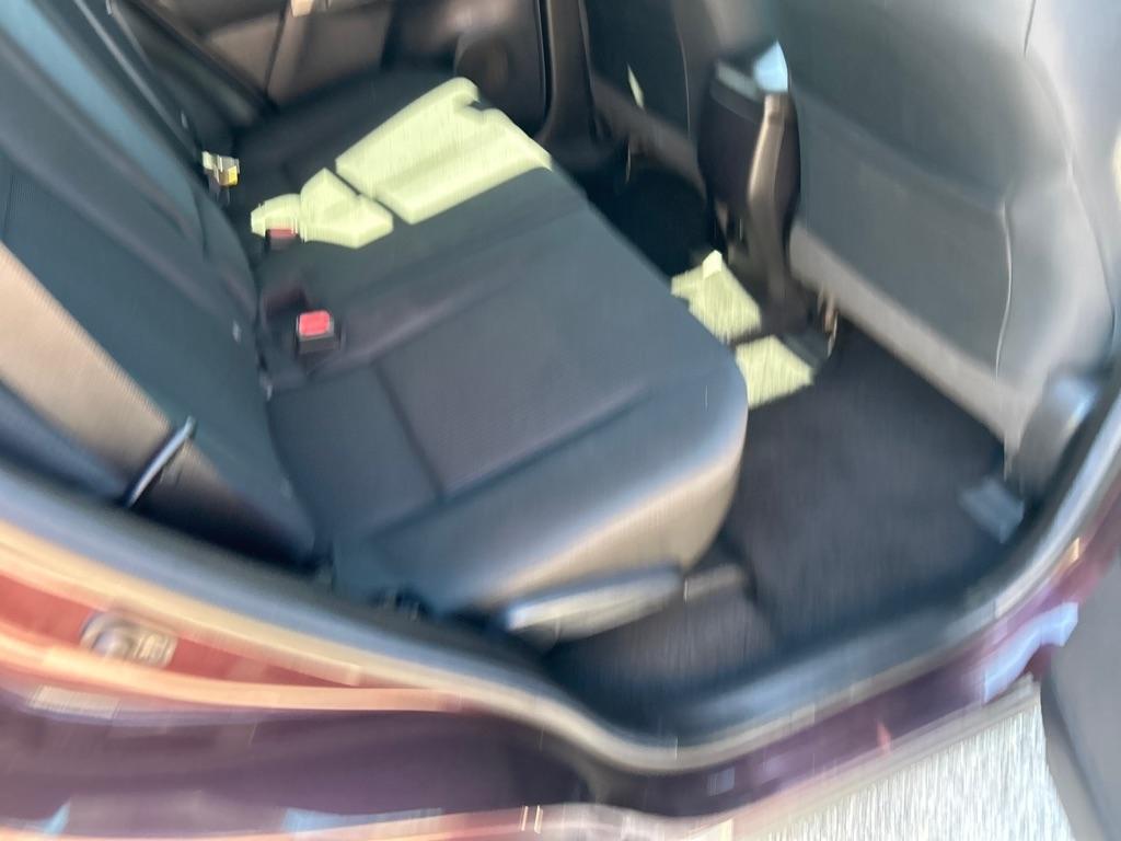 Toyota RAV4 LE FWD (Natl) 2018