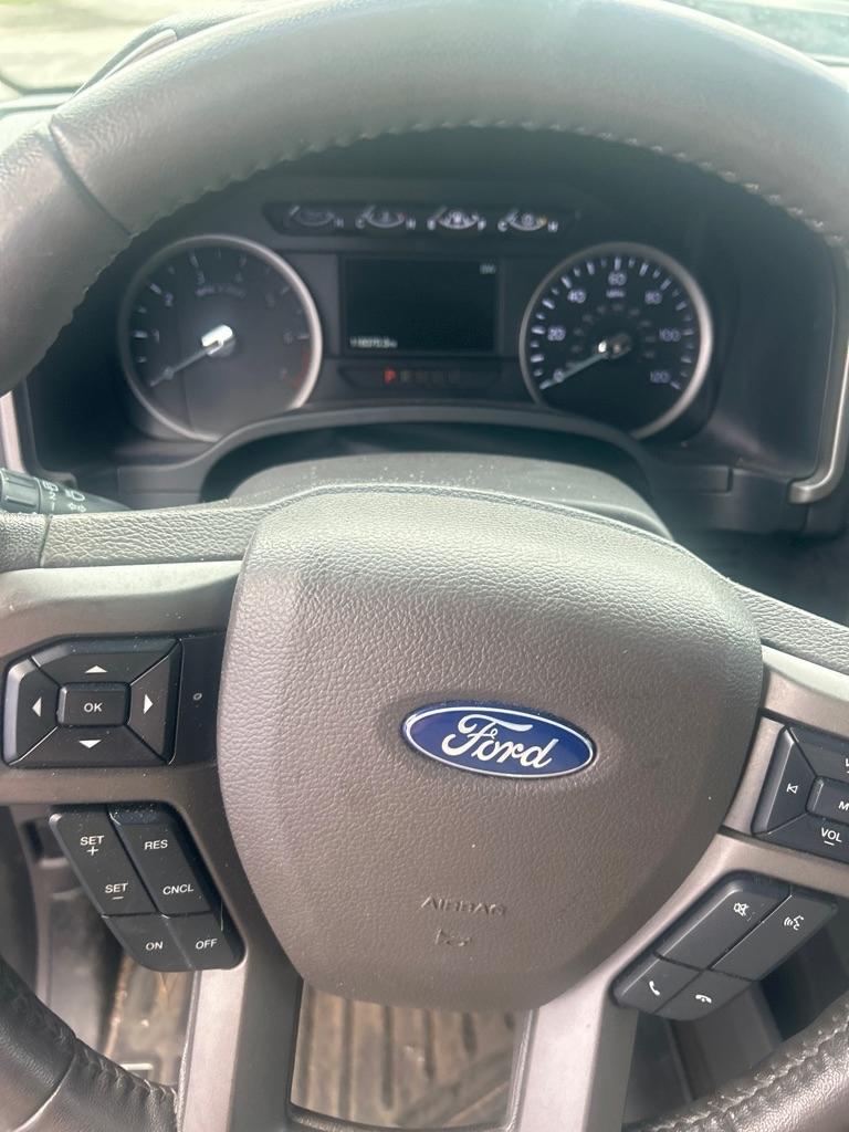 Ford Expedition XLT 4x2 2019