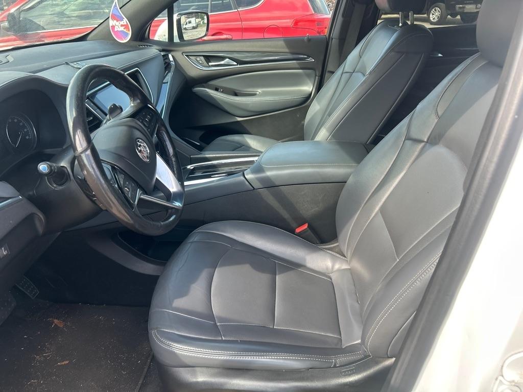 Buick Enclave FWD 4dr Essence 2022