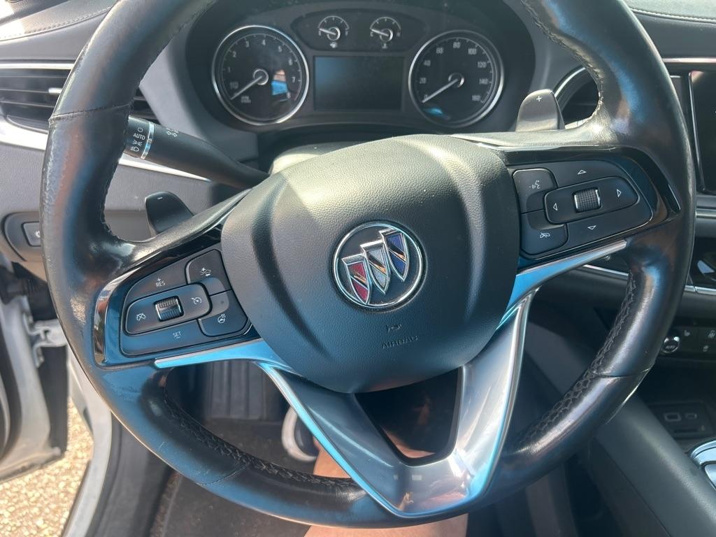 Buick Enclave FWD 4dr Essence 2022