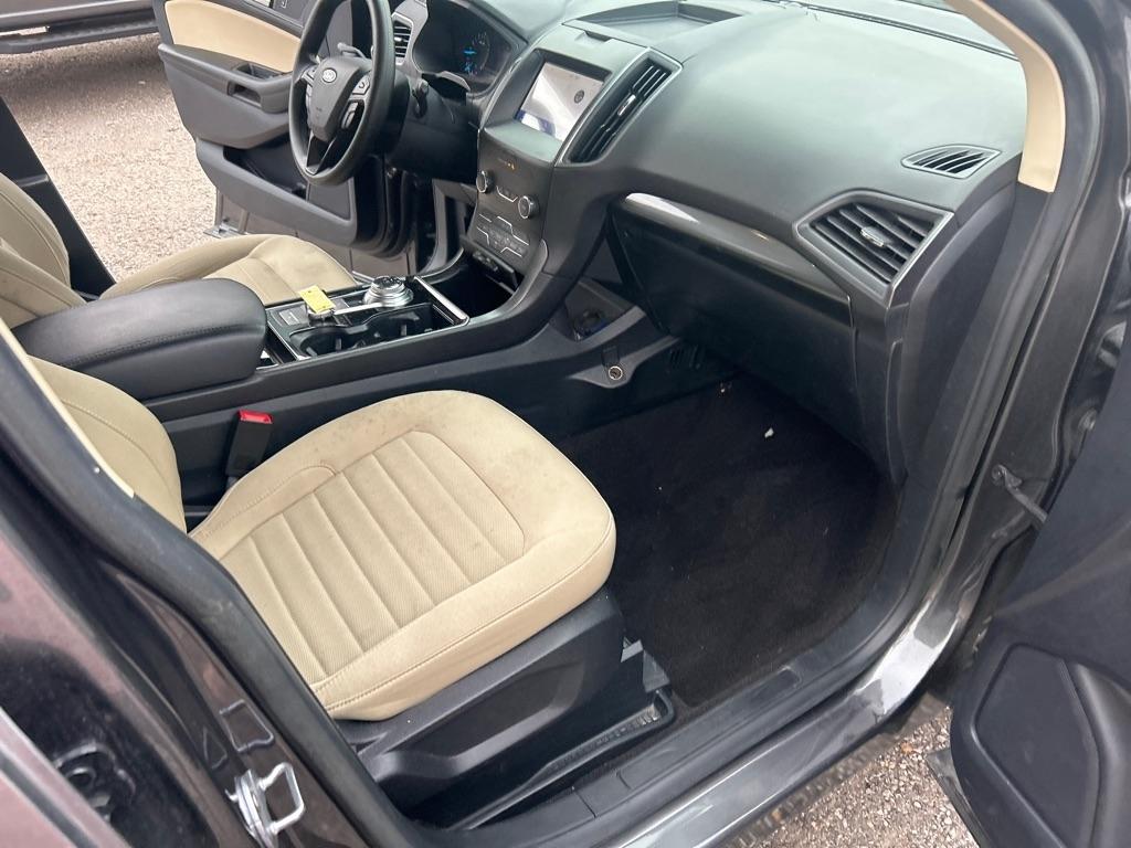 Ford Edge SE FWD 2020