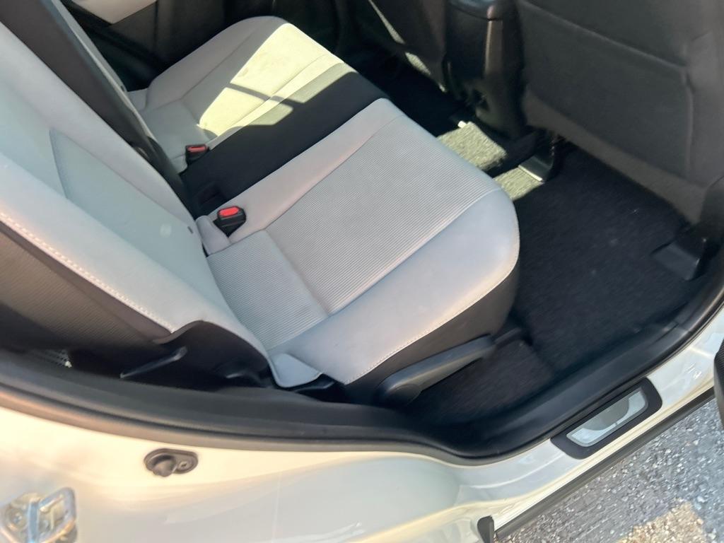 Toyota RAV4 AWD 4dr XLE (Natl) 2016