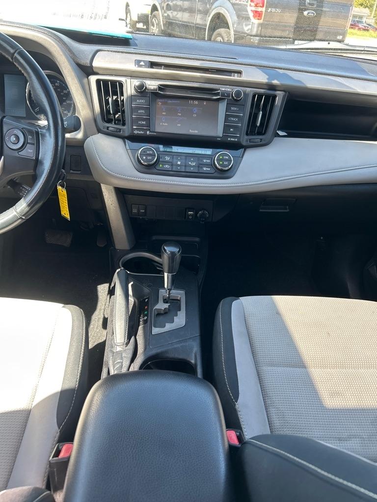 Toyota RAV4 AWD 4dr XLE (Natl) 2016