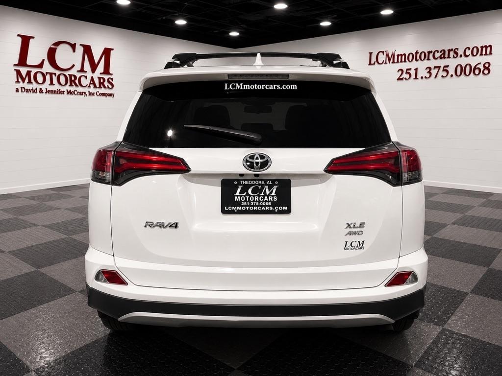 Toyota RAV4 AWD 4dr XLE (Natl) 2016